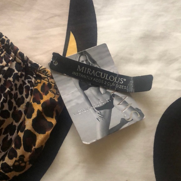 Victoria’s Secret 2 piece bikini - Picture 4 of 5